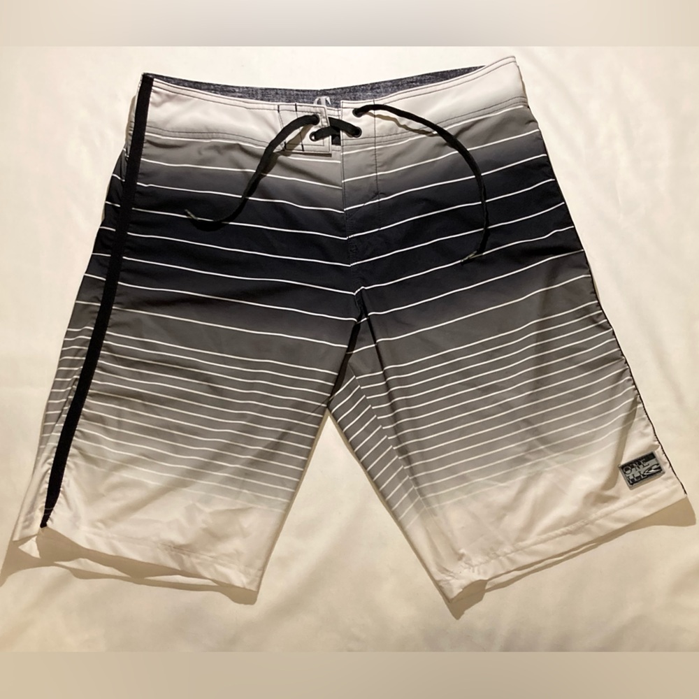 Men’s O’Neill 4 Way Stretch Black Jordy Freak Boardshorts - Size 33